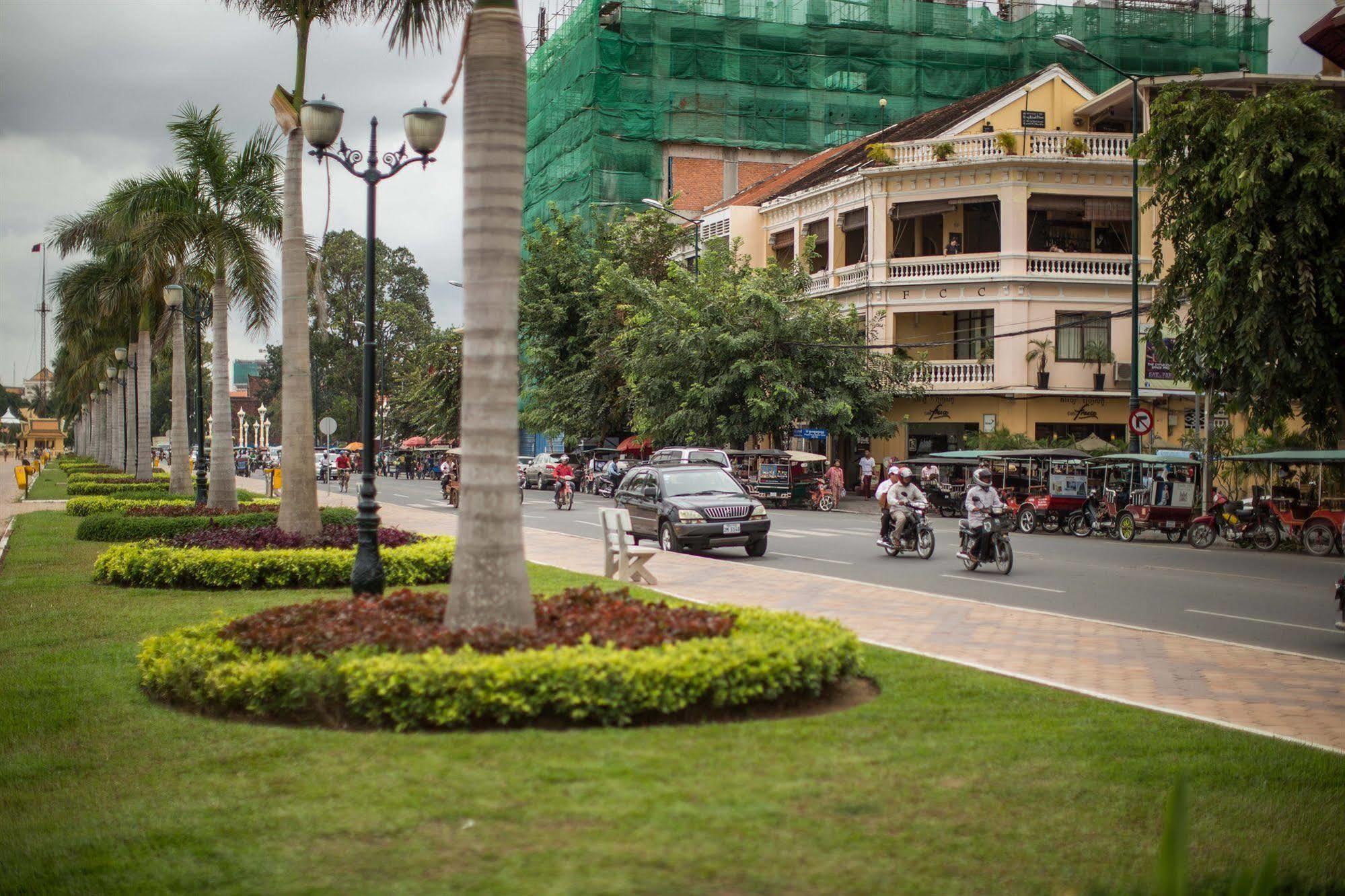 Fcc Phnom Penh Boutique Hotel Exterior foto